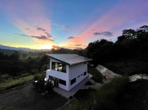 Refugio La Montaña, Costa Rica, Chic Retreat and Pool